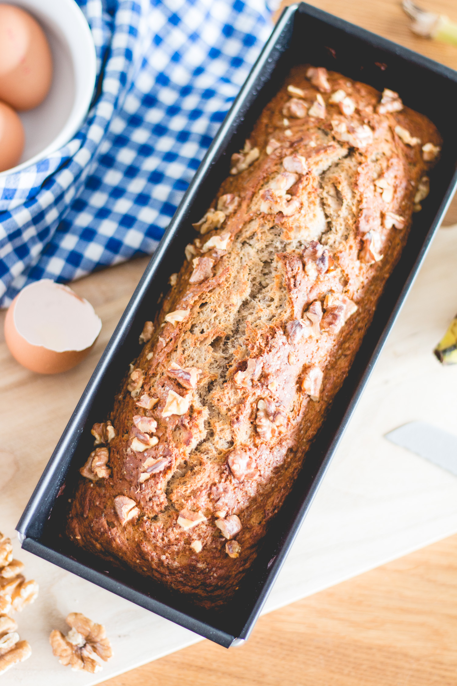Homemade Banana Bread With Chia Seeds & Walnuts