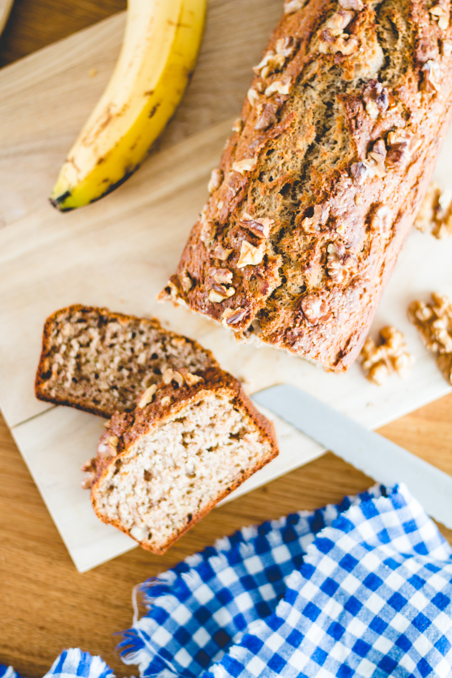 Homemade Banana Bread With Chia Seeds & Walnuts