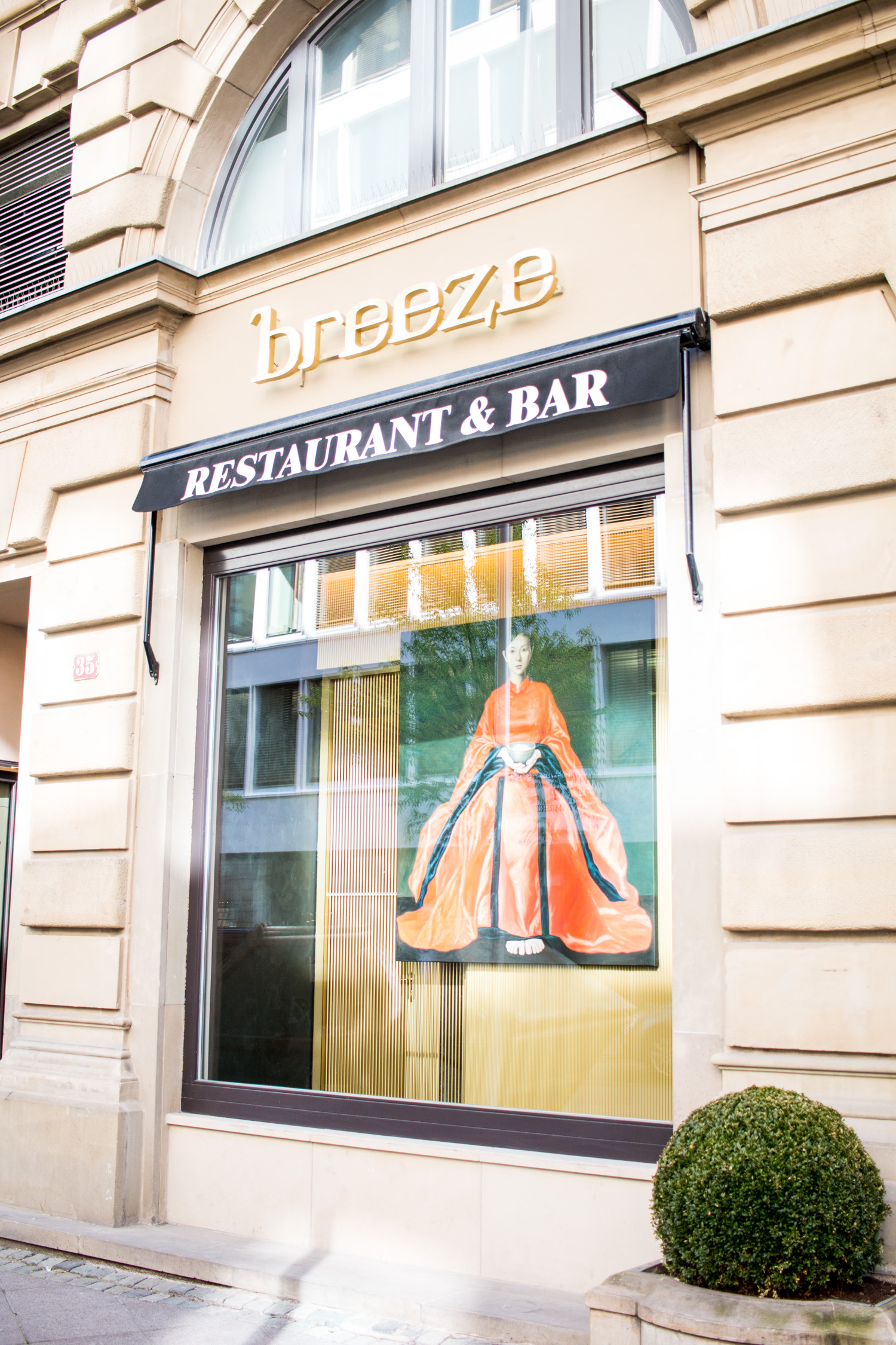 Breeze-By-Lebua-43