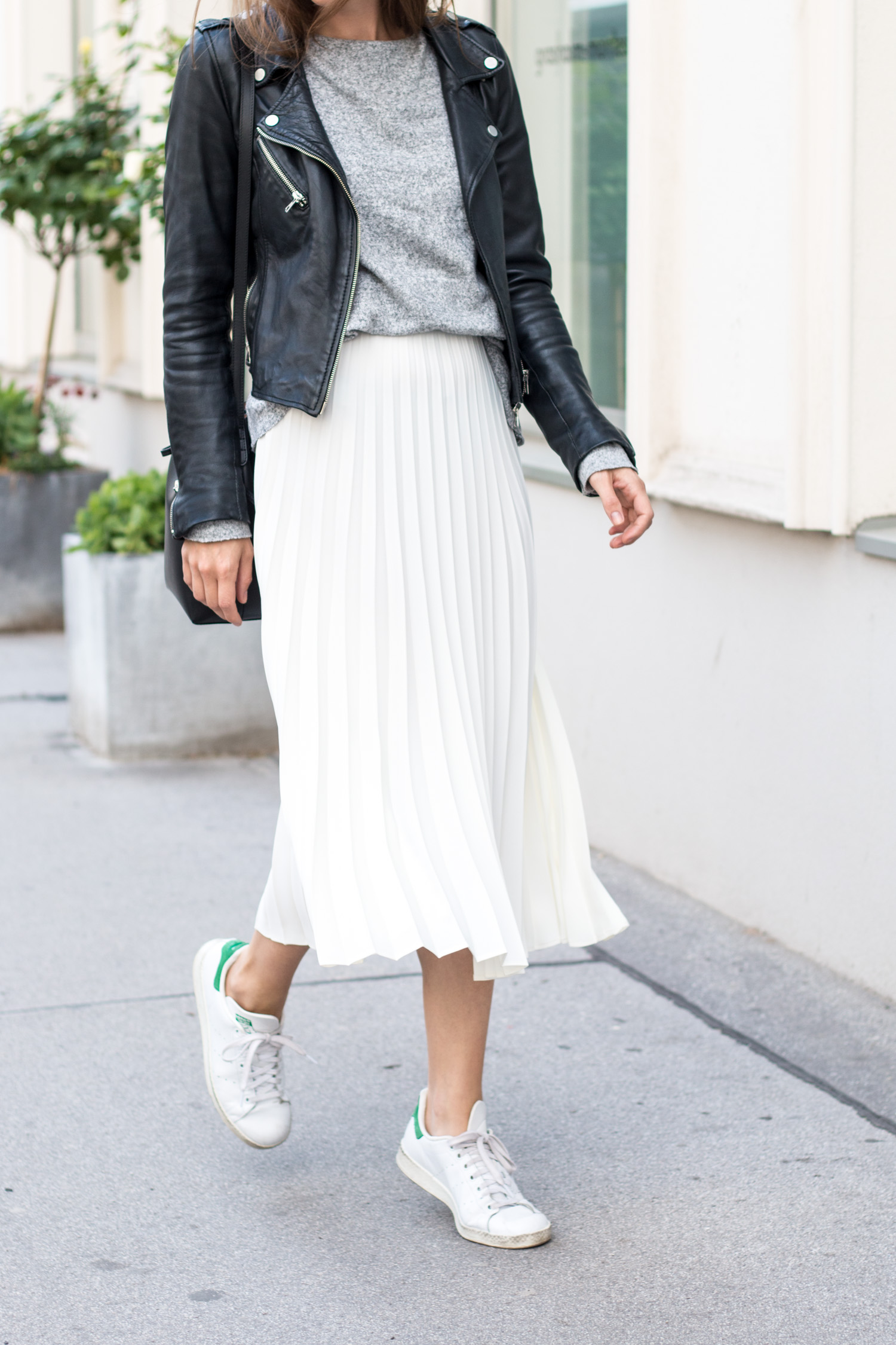 Plissee Skirt & Leather Jacket