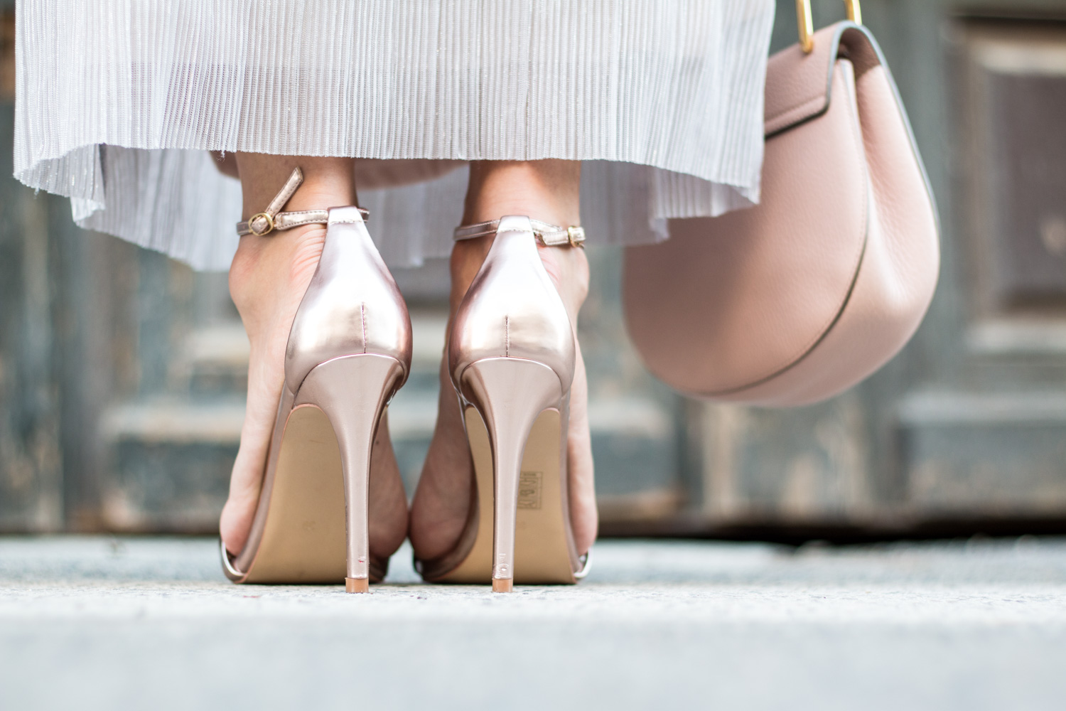 What To Wear As A Wedding Guest