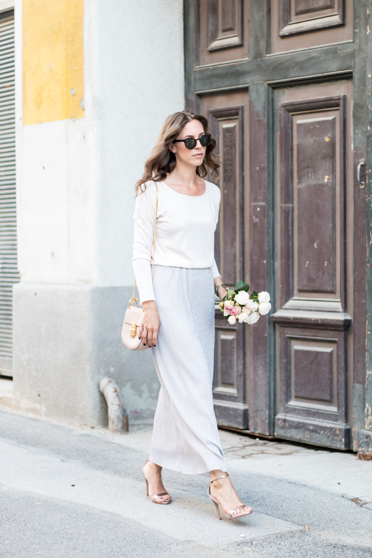 What To Wear As A Wedding Guest