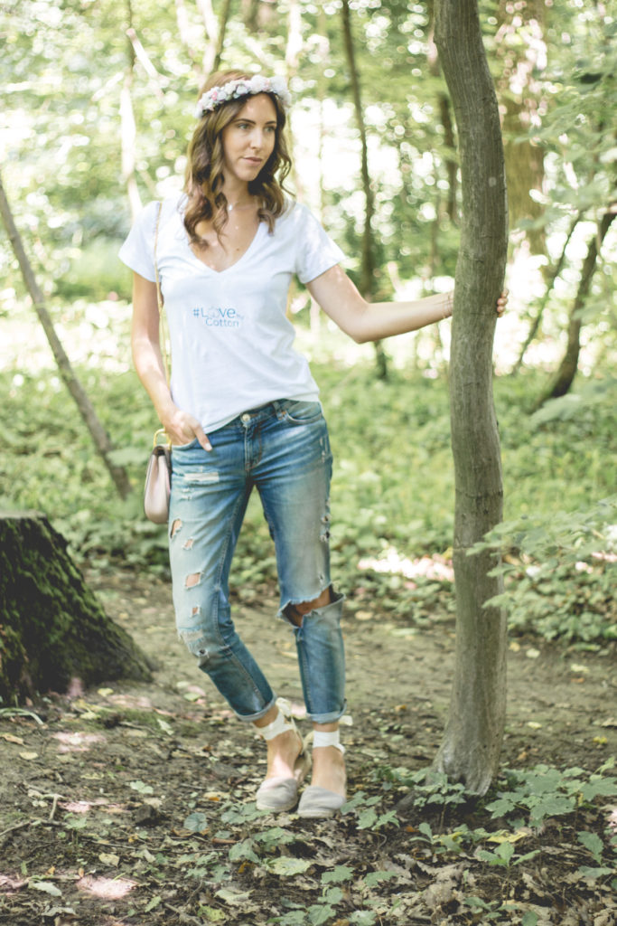 Love My Cotton USA | Simple Shirt, Flower Crown & Denims